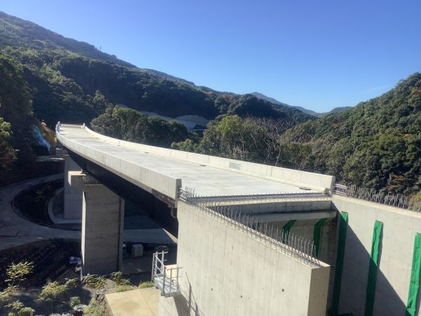 4地改補第4-2号　主要地方道長崎南環状線道路改良工事(8号橋床版工)1元請け会社：竹下建設工業株式会社様